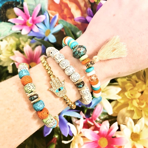 NEW 4 pc multi colored hamsa bead bracelet set - Picture 2 of 3